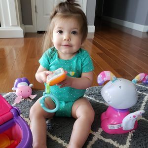 Meet your Posher, Renee